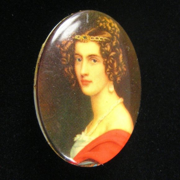 Oval Figurative Portrait Pin Brooch 1.5 In Vintage 90s 80s Plastic Victorian STY - Picture 2 of 4